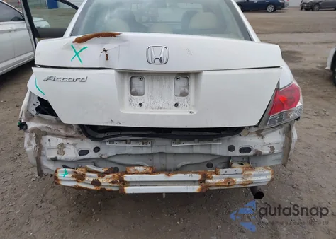 2009 Honda Accord 2.4 Ex-L z USA, uszkodzony, nr VIN 1HGCP26879A135132